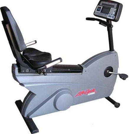 life-fitness-9500hr-recumbent-bike-image