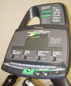 Precor EFX 556 V3 Cordless Elliptical Cross-Trainer (Remanufactured)