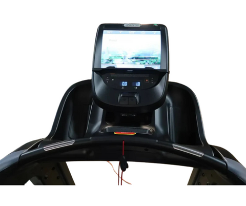 Precor TRM 885 Treadmill w/P82 Console (Remanufactured)