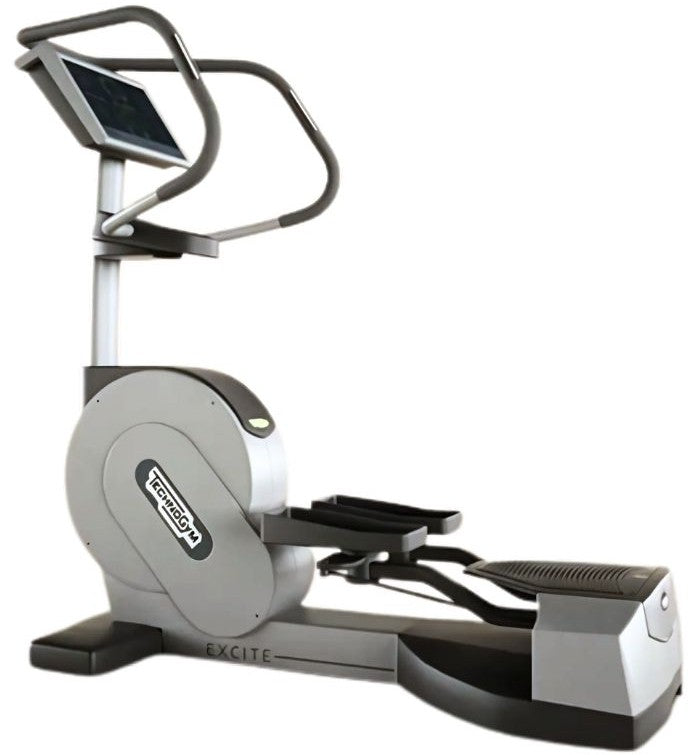 Technogym Cardiowave 700i w/LED Console (Remanufactured)