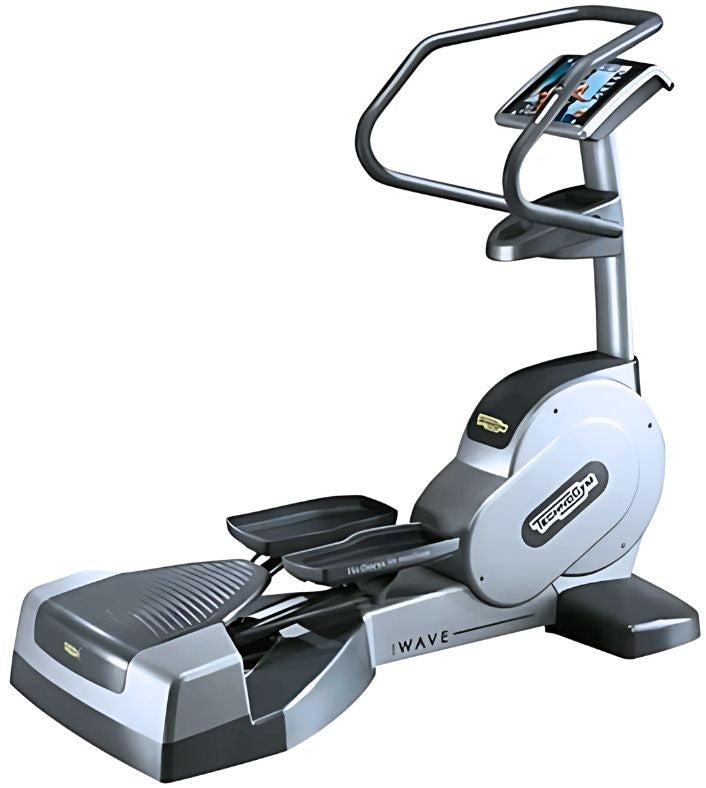 Technogym Cardio Wave 700e w/Visioweb (Remanufactured)