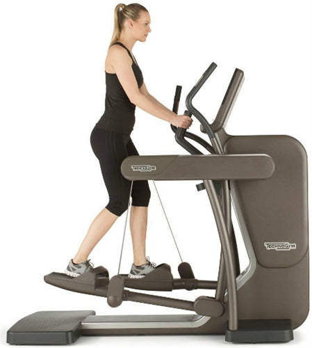 Technogym Artis Vario Elliptical w/Unity 3.0 (Remanufactured)