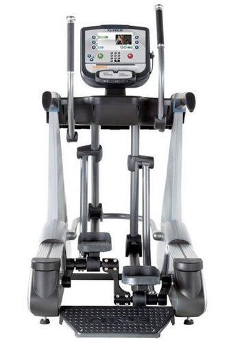 True Fitness CS900 Elliptical w/LED Escalate9 Console (Remanufactured)