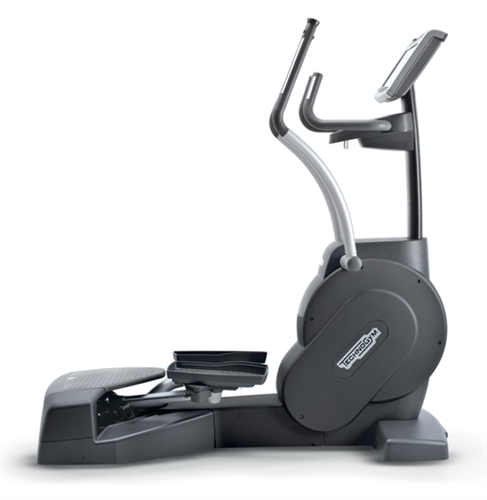 2024 SALE !! TechnoGym Ellipsentrainer Excite Wave 700 TV